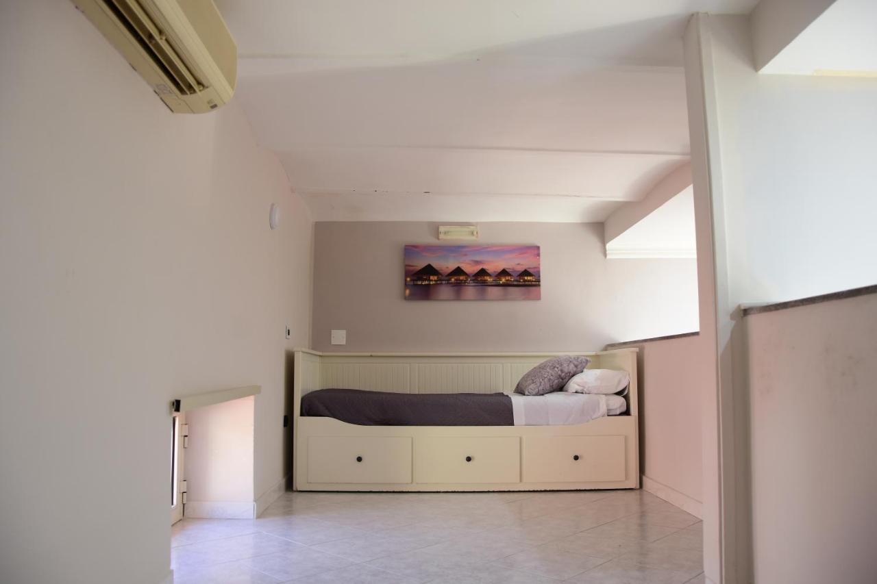 Scugnizzella Holiday House Διαμέρισμα Νάπολη Εξωτερικό φωτογραφία
