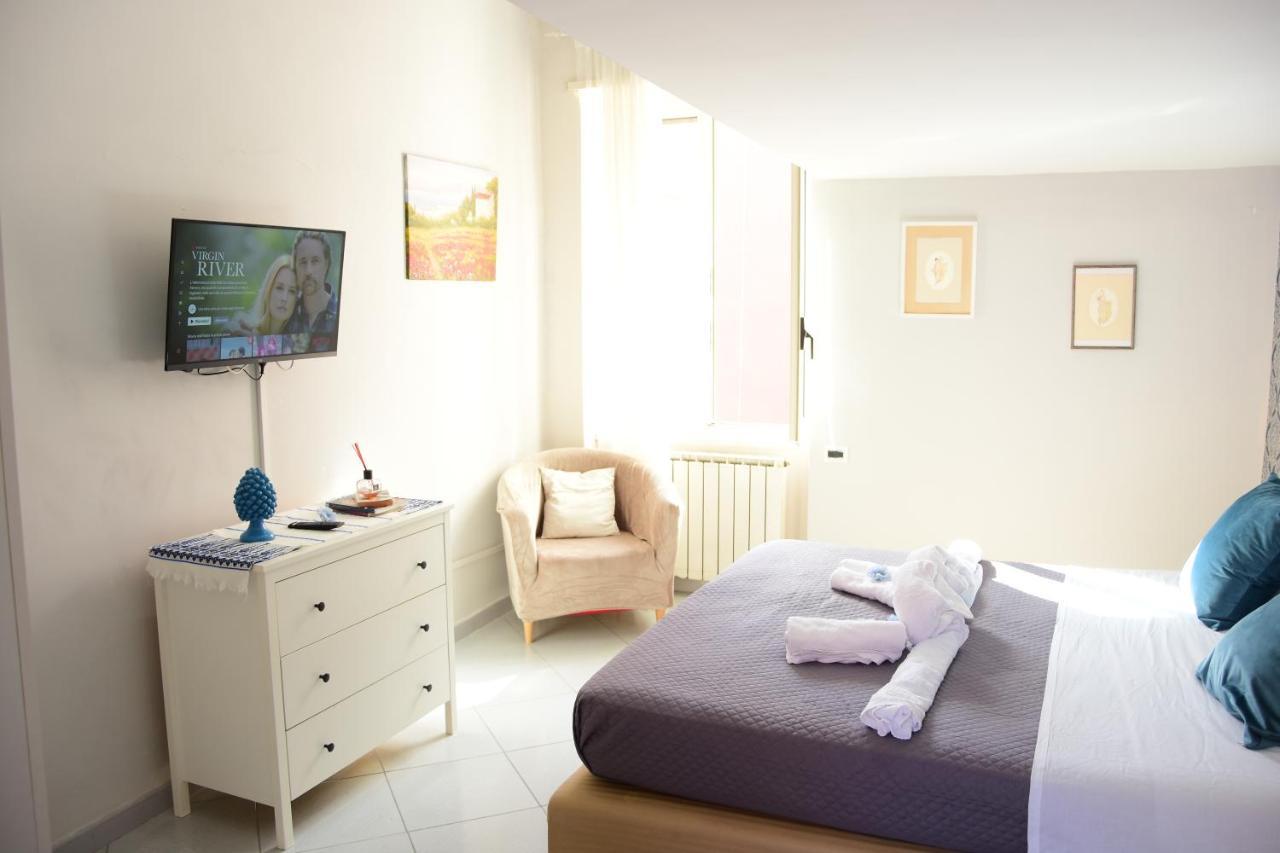 Scugnizzella Holiday House Διαμέρισμα Νάπολη Εξωτερικό φωτογραφία