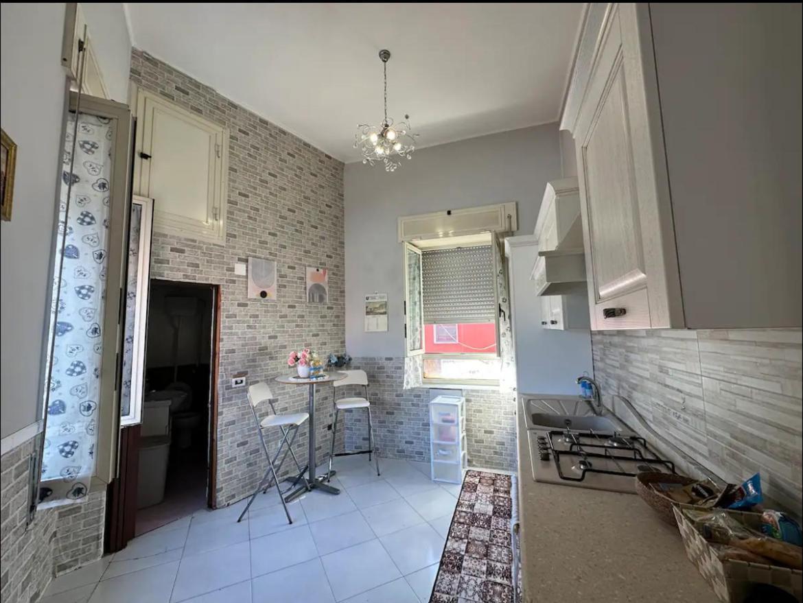 Scugnizzella Holiday House Διαμέρισμα Νάπολη Εξωτερικό φωτογραφία